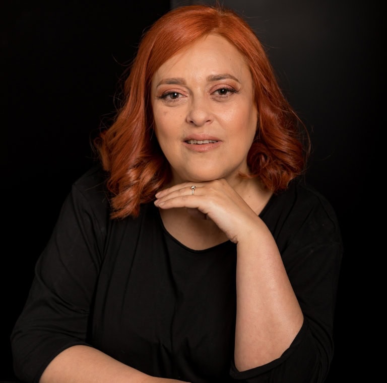 Somos una empresa que trabaja en la consultoría social relacionada con el acceso a ayudas públicas t.